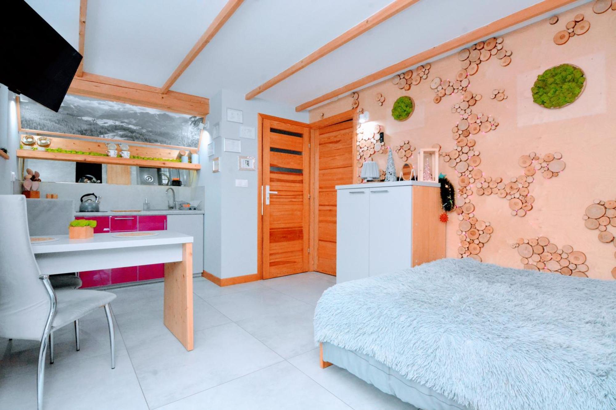 Lux Houses W Domku Tylko Dwa Apartamentyz Jacuzzi Zewnetrznym Gron Экстерьер фото